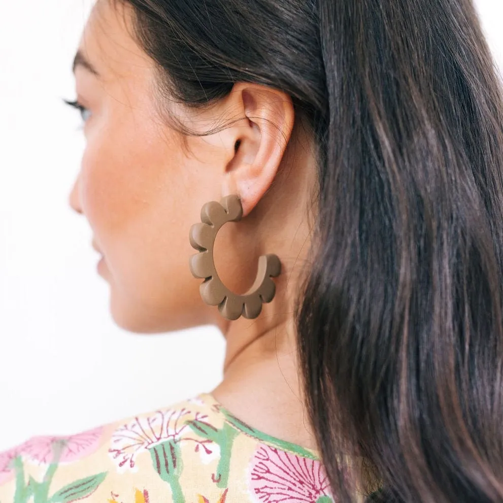 Tan Flower Outline Hoops sold by Sunshine Tienda product image thumbnail 2