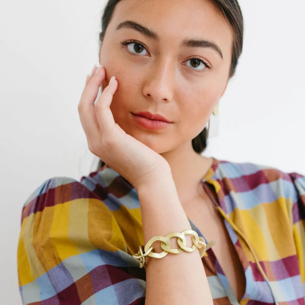 Gold Link Bracelet sold by Sunshine Tienda product image thumbnail 2