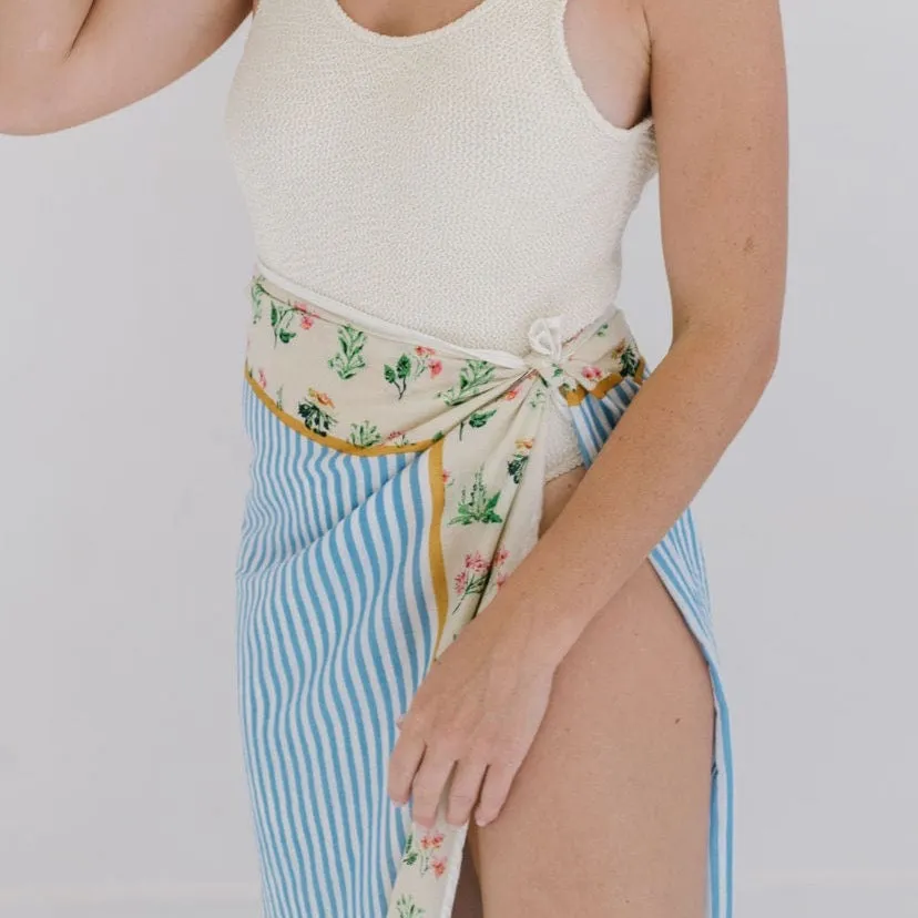 Blue Field Sarong sold by Sunshine Tienda product image thumbnail 4