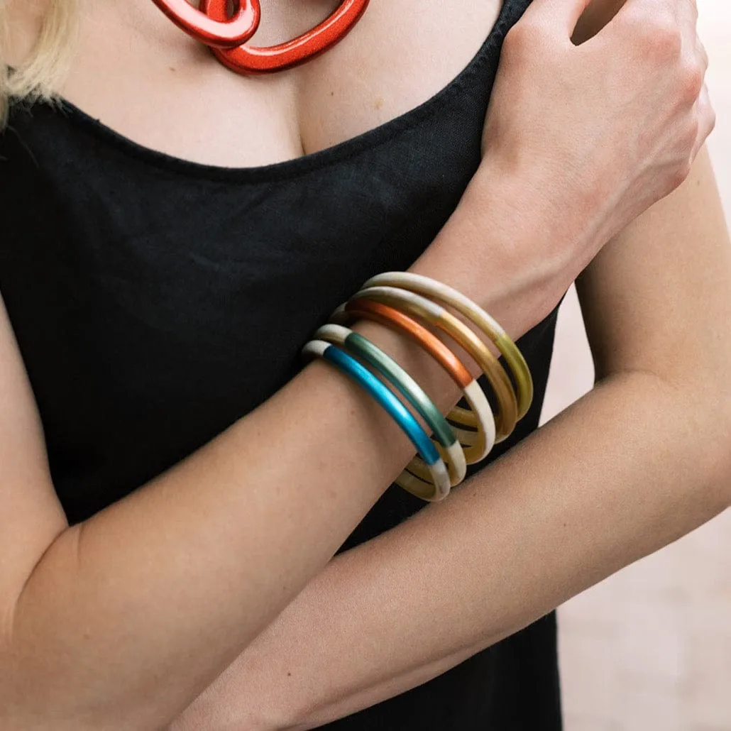 San Pedro Metallic Bangle Set sold by Sunshine Tienda product image thumbnail 3