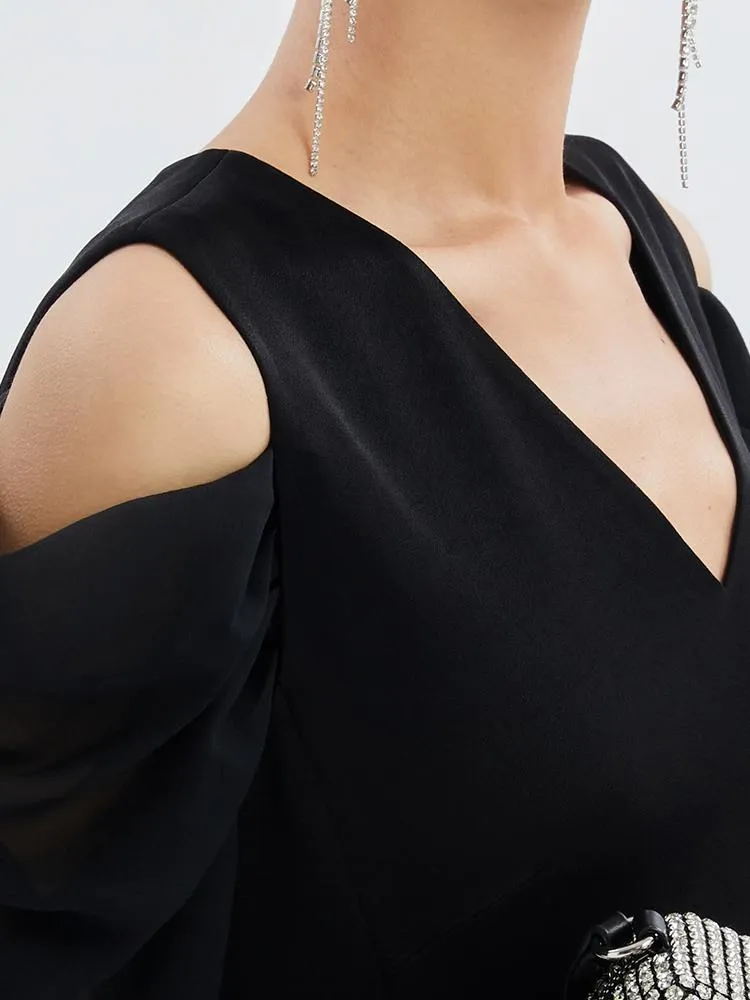 Black Triacetate Gathered Waist V-Neck Midi Dress sold by Goelia product image thumbnail 5