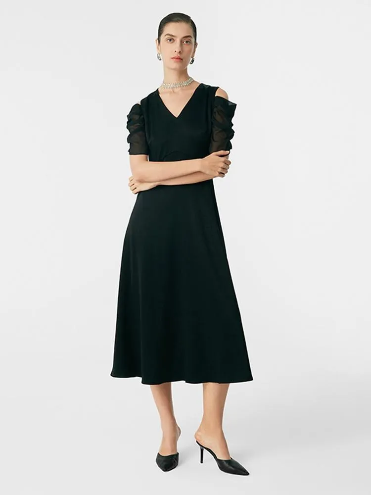 Black Triacetate Gathered Waist V-Neck Midi Dress sold by Goelia product image thumbnail 2