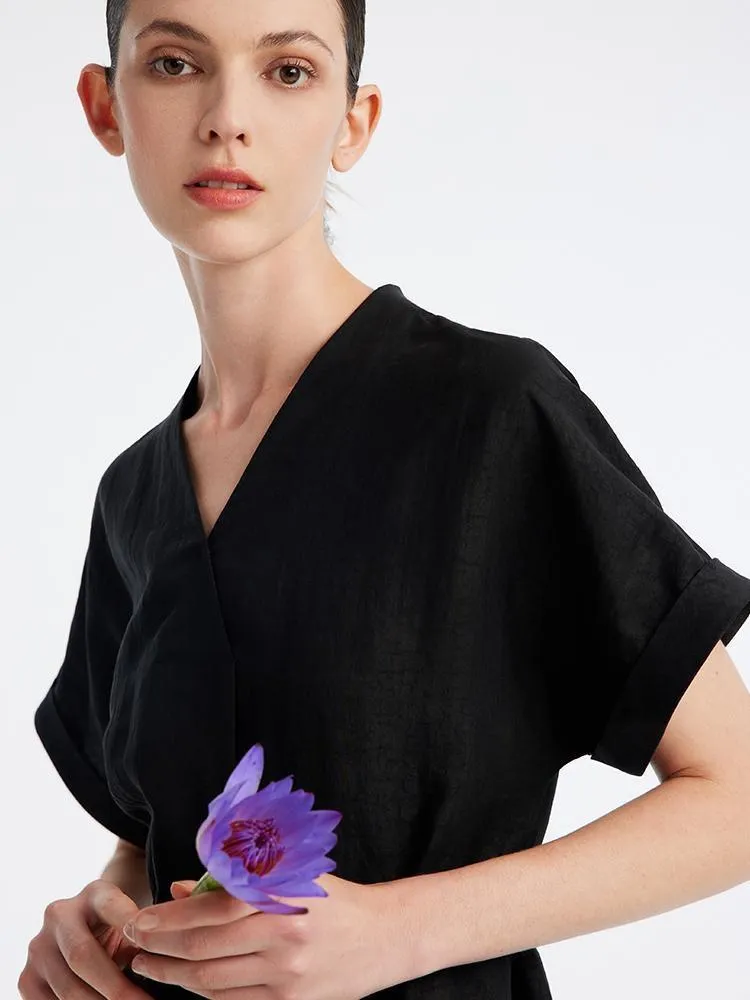 Xiang Yun Silk V-Neck Midi Dress sold by Goelia product image thumbnail 5