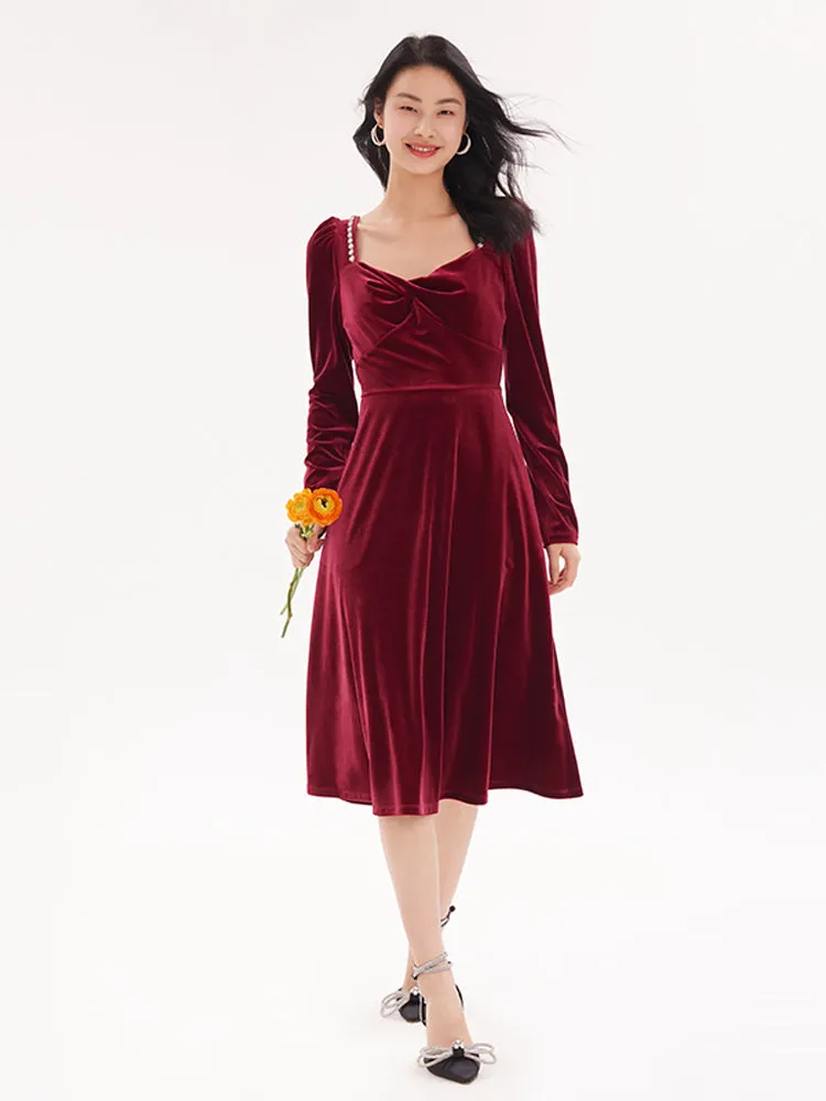 Red Velvet Twisted Midi Dress sold by Goelia product image thumbnail 2