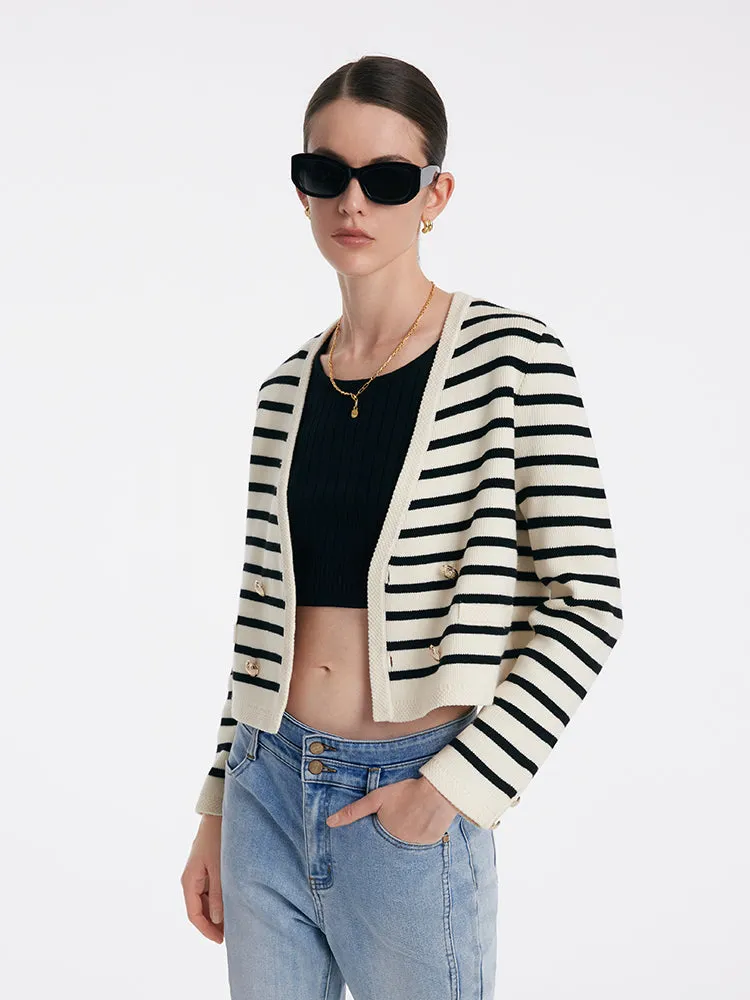 V-Neck Striped Double-Breasted Knitted Cardigan sold by Goelia product image thumbnail 5
