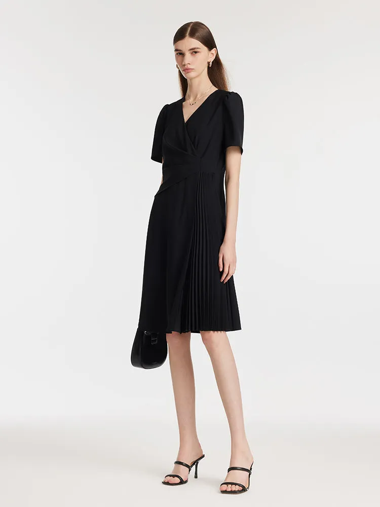 V-Neck Patchwork Pleated Women Mini Dress sold by Goelia product image thumbnail 4