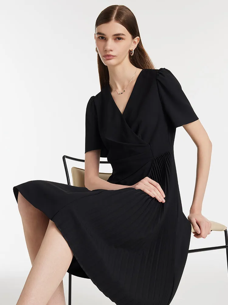 V-Neck Patchwork Pleated Women Mini Dress sold by Goelia product image thumbnail 5