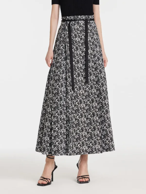 Rose Jacquard Pleated Women Mamianqun With Bottomed Skirt sold by Goelia