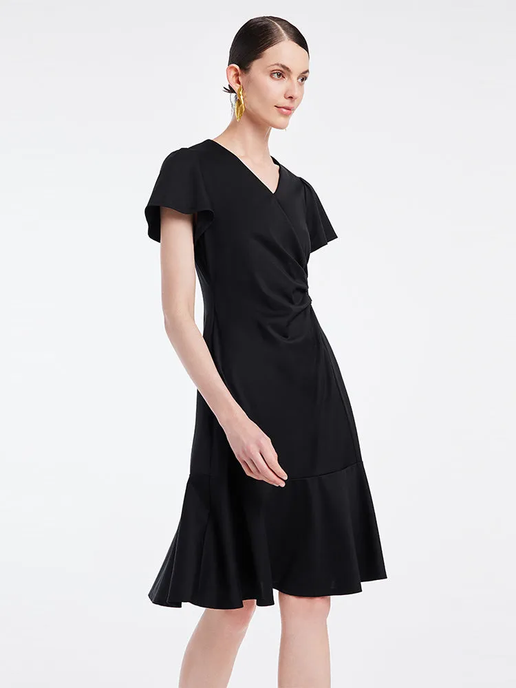 Black Knitted Pleated Midi Dress sold by Goelia product image thumbnail 3