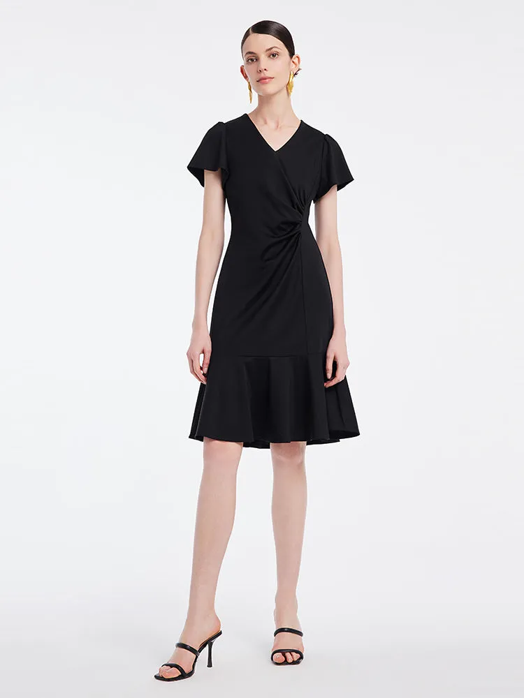 Black Knitted Pleated Midi Dress sold by Goelia product image thumbnail 2