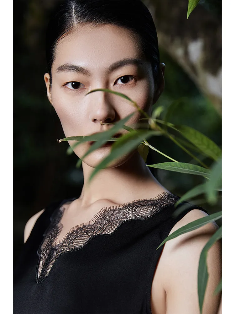 22 Momme Silk V-Neck Lace Tank Top sold by Goelia product image thumbnail 3