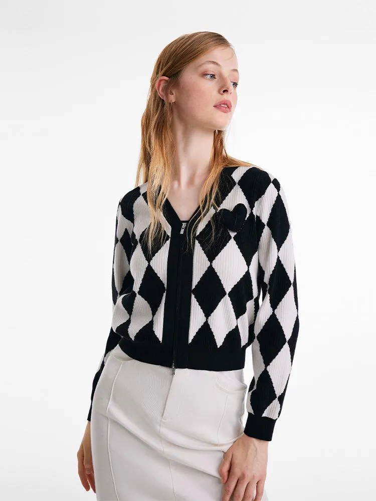 Tencel Woolen Lady Cardigan With A Detachable Brooch sold by Goelia product image thumbnail 5