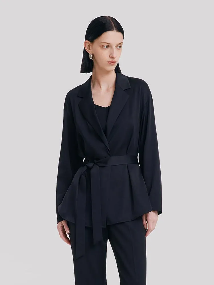 22 Momme Silk Ladies Suit With Belt sold by Goelia