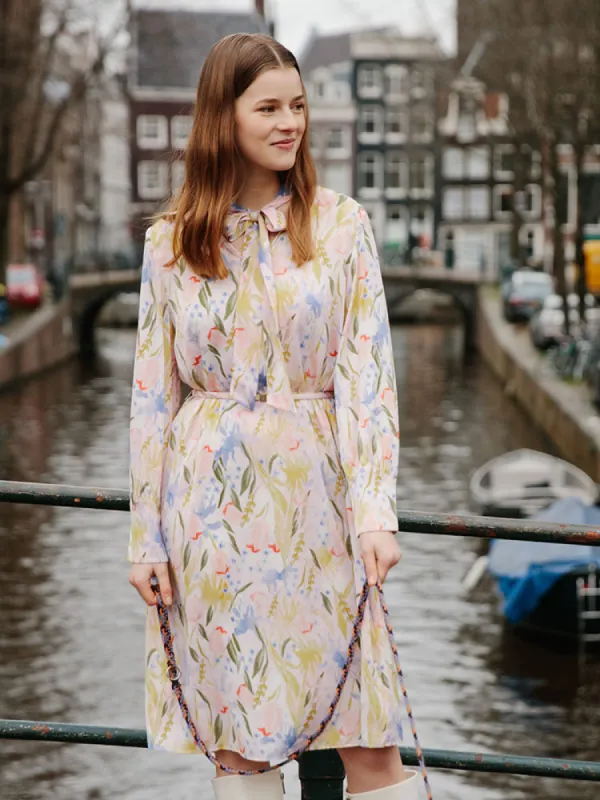 Mulberry Silk Floral Midi Dress sold by Goelia