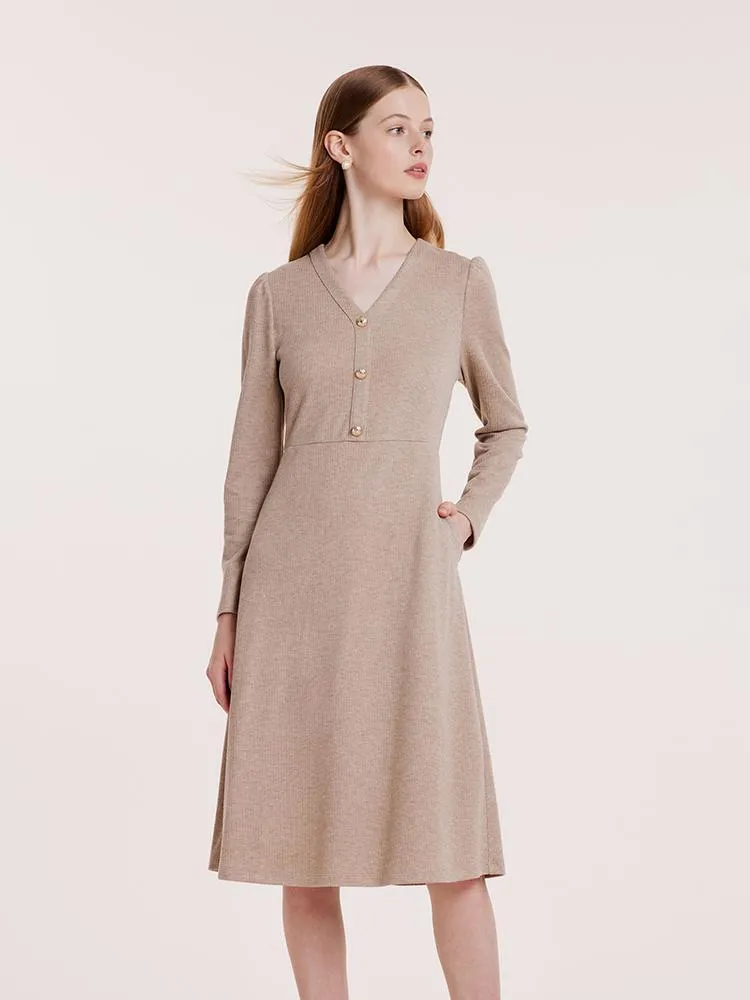 Beige Knit V-Neck Midi Work Dress sold by Goelia product image thumbnail 5
