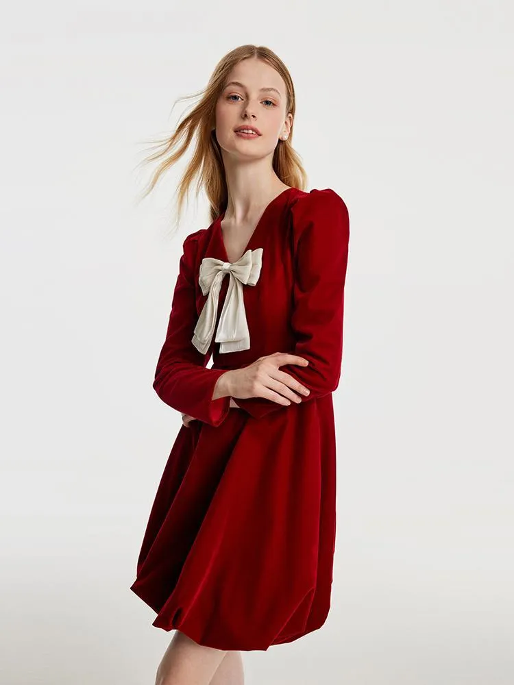 Red Velvet Mini Dress With Detachable Bowknot sold by Goelia product image thumbnail 4