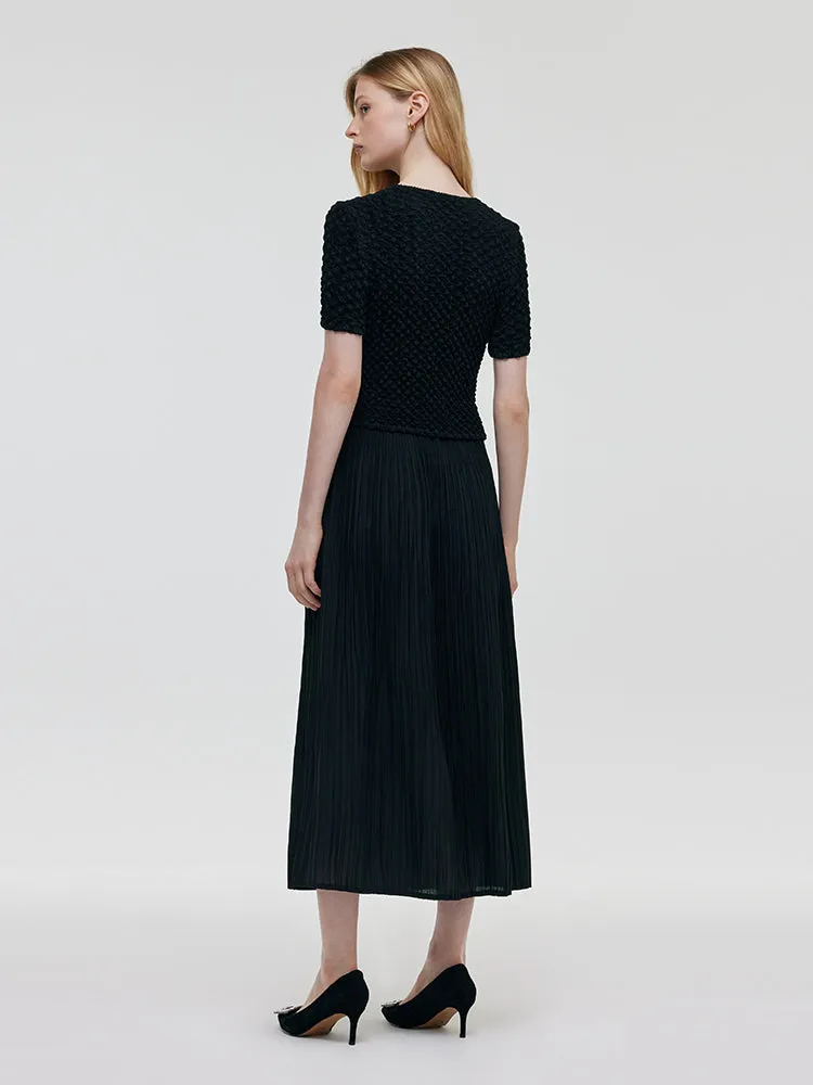 Black Top And Pleated Midi Skirt Two-Piece Set sold by Goelia product image thumbnail 3