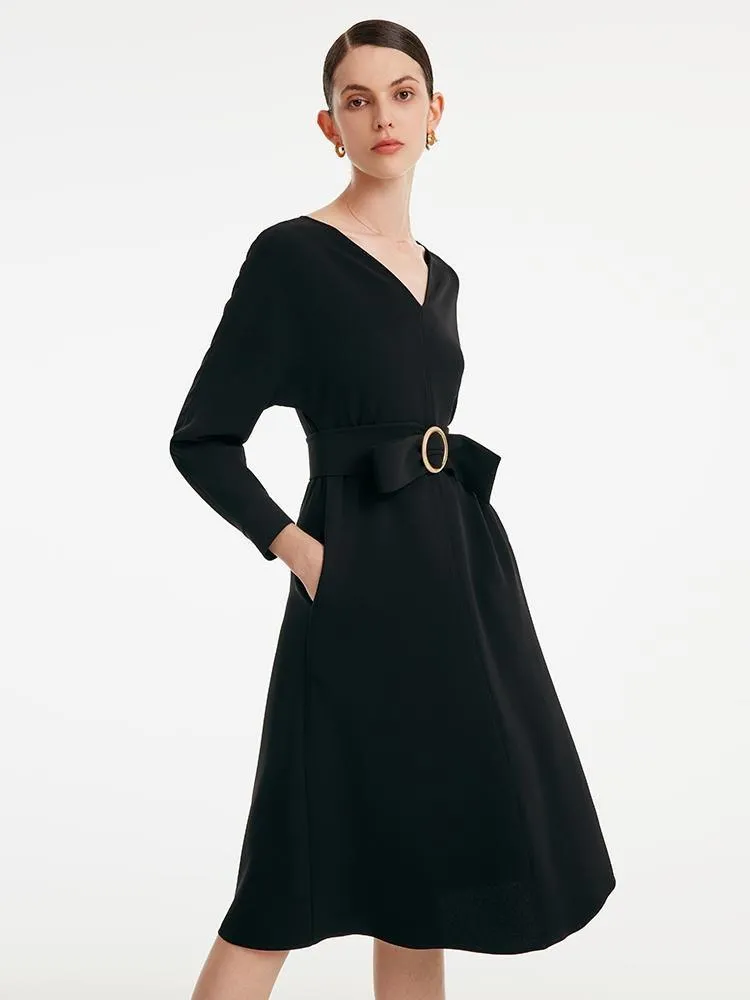 Acetate V-neck Long-sleeved Midi Dress With Belt sold by Goelia product image thumbnail 3