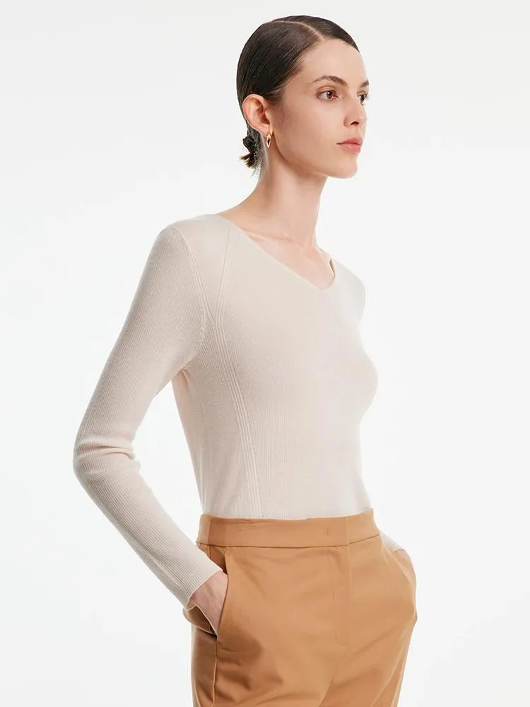 Woolen V-Neck Bottom Women Sweater sold by Goelia product image thumbnail 4