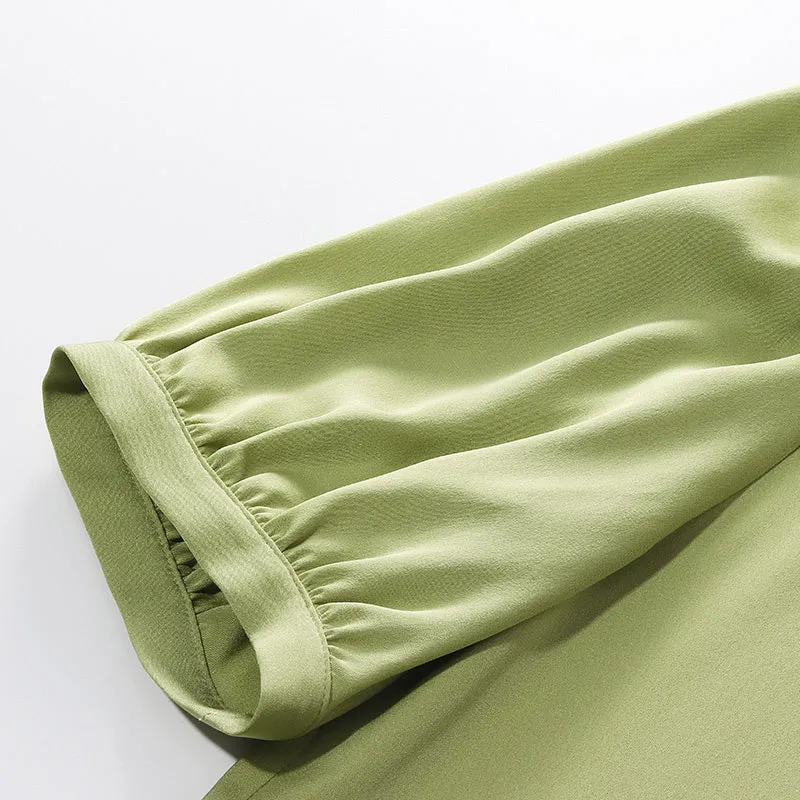 22 Momme Silk Slim V-Neck Shirt sold by Goelia product image thumbnail 5