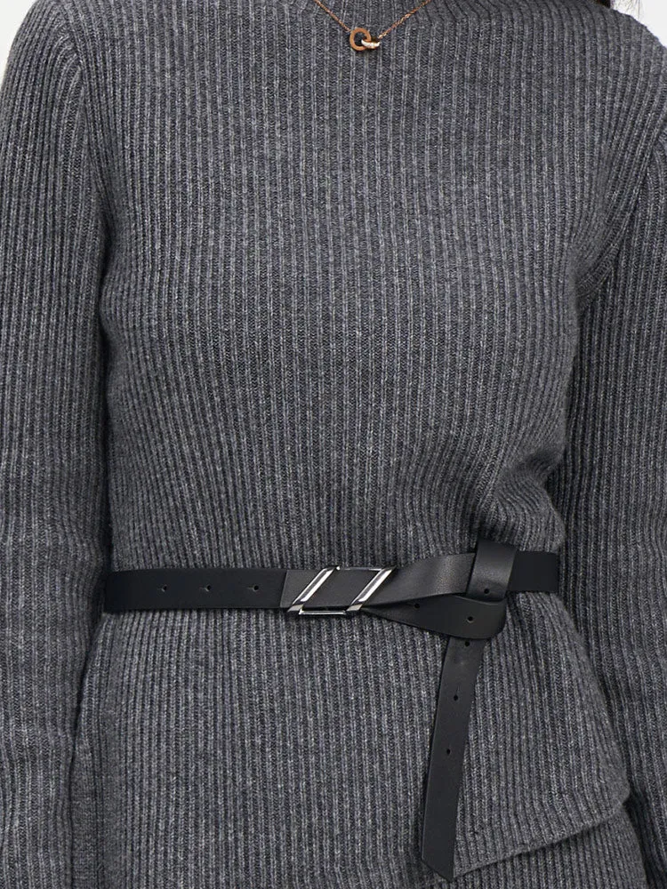 Wool Blend Mock Neck Sweater And A-Line Skirt Two-Piece Set With Belt sold by Goelia product image thumbnail 3