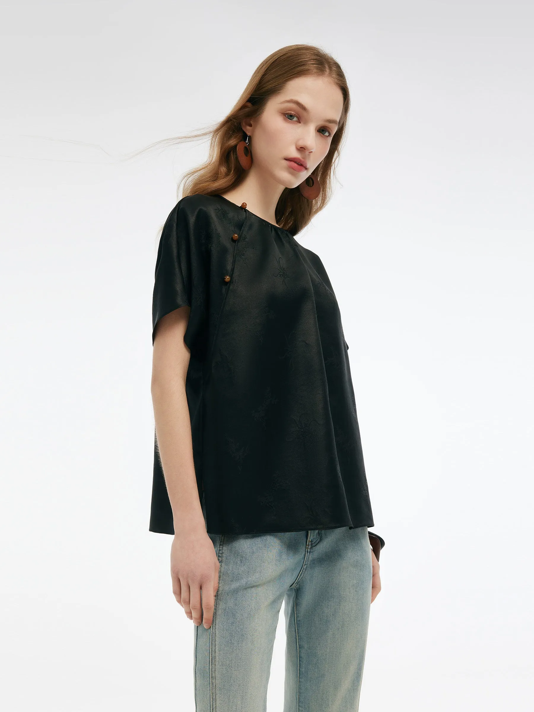 19MM Xiang Yun Silk Jade Bead Button Women T-Shirt sold by Goelia product image thumbnail 5