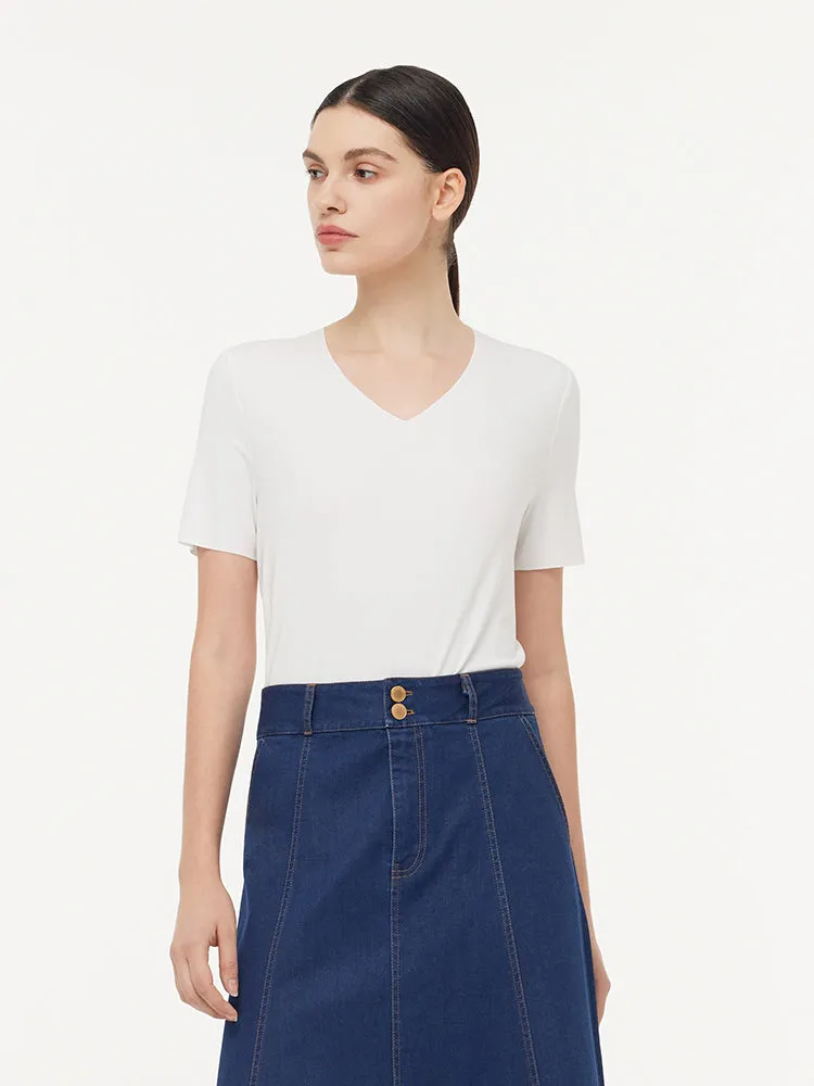 Two-pack (Black & White) Modal V-Neck Unisex T-Shirt sold by Goelia product image thumbnail 2