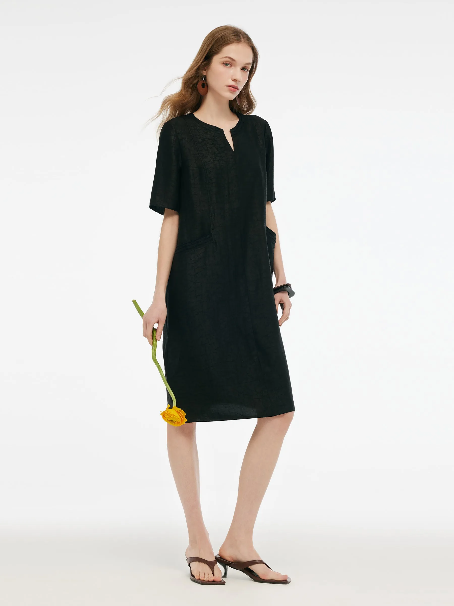 18MM Xiang Yun Silk Pockets Women Loose Fit Midi Dress sold by Goelia product image thumbnail 2