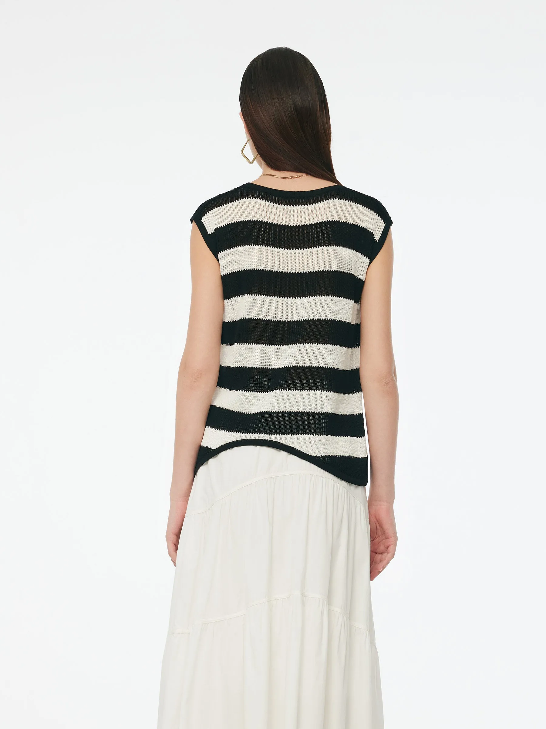 Tencel Blend Stripe Curved Hem Women Knit Tank Top sold by Goelia product image thumbnail 3