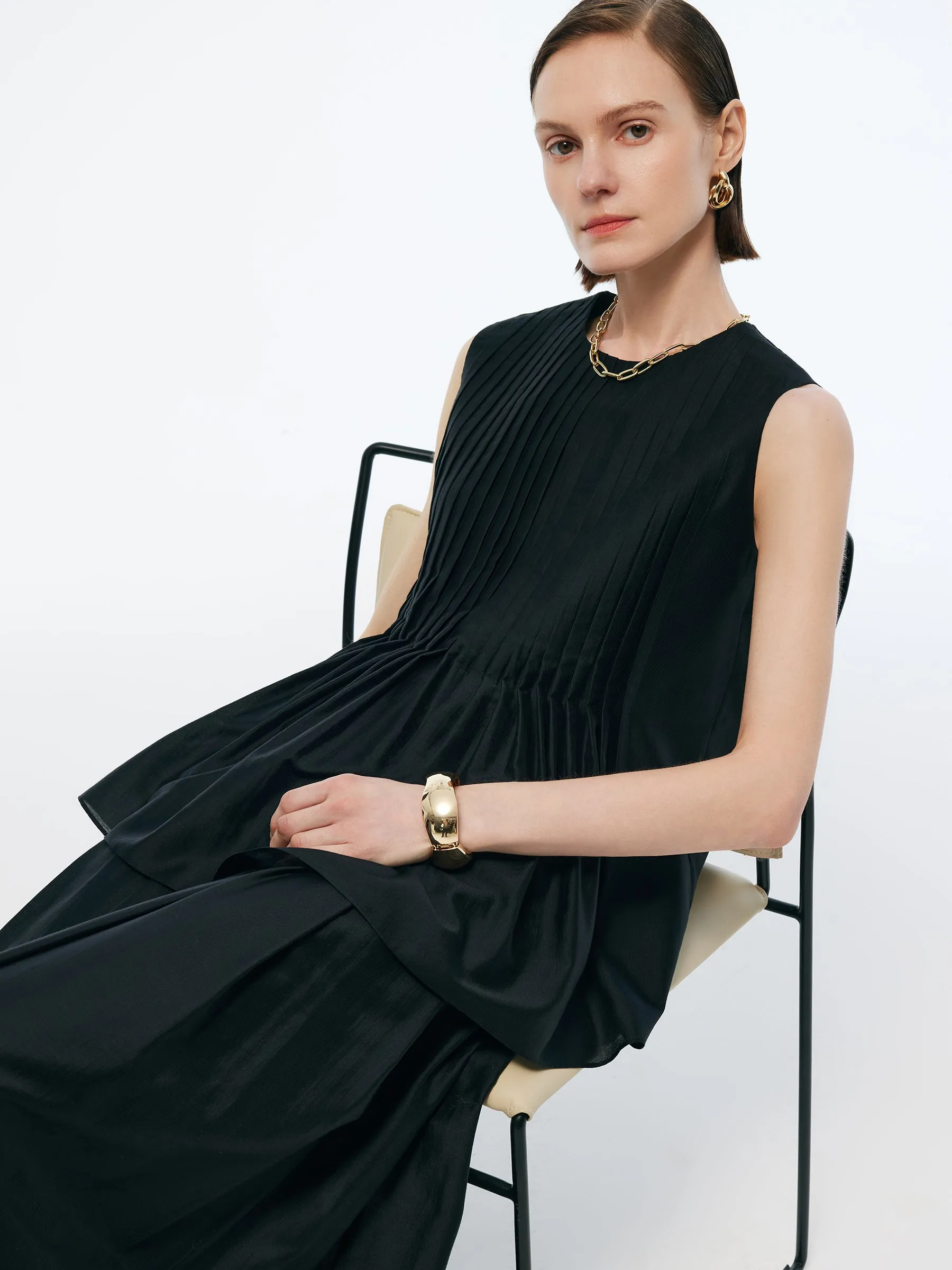 Tencel Blend Ruffle Hem Pleated Tank Top And A-Line Skirt Two-Piece Set sold by Goelia product image thumbnail 4