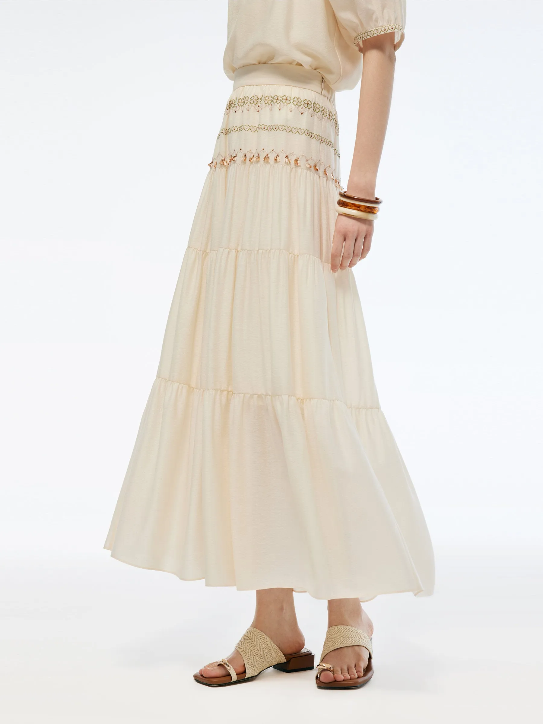 Acetate Blend Women Embroidered Skirt sold by Goelia product image thumbnail 4