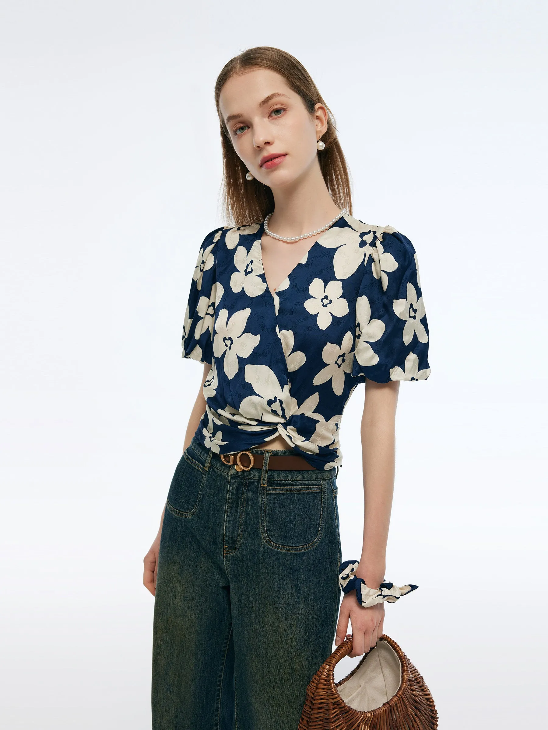 Floral Print Twist Front Women Top sold by Goelia product image thumbnail 4