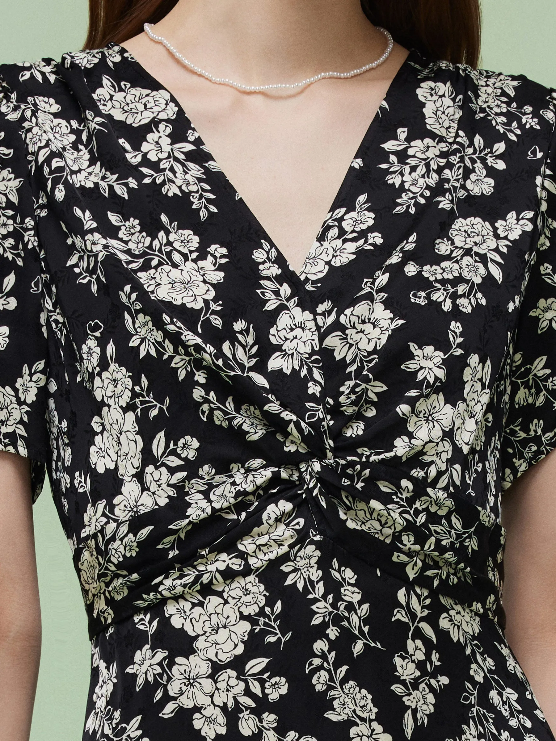 Floral Print Twist Front Women Midi Dress sold by Goelia product image thumbnail 5