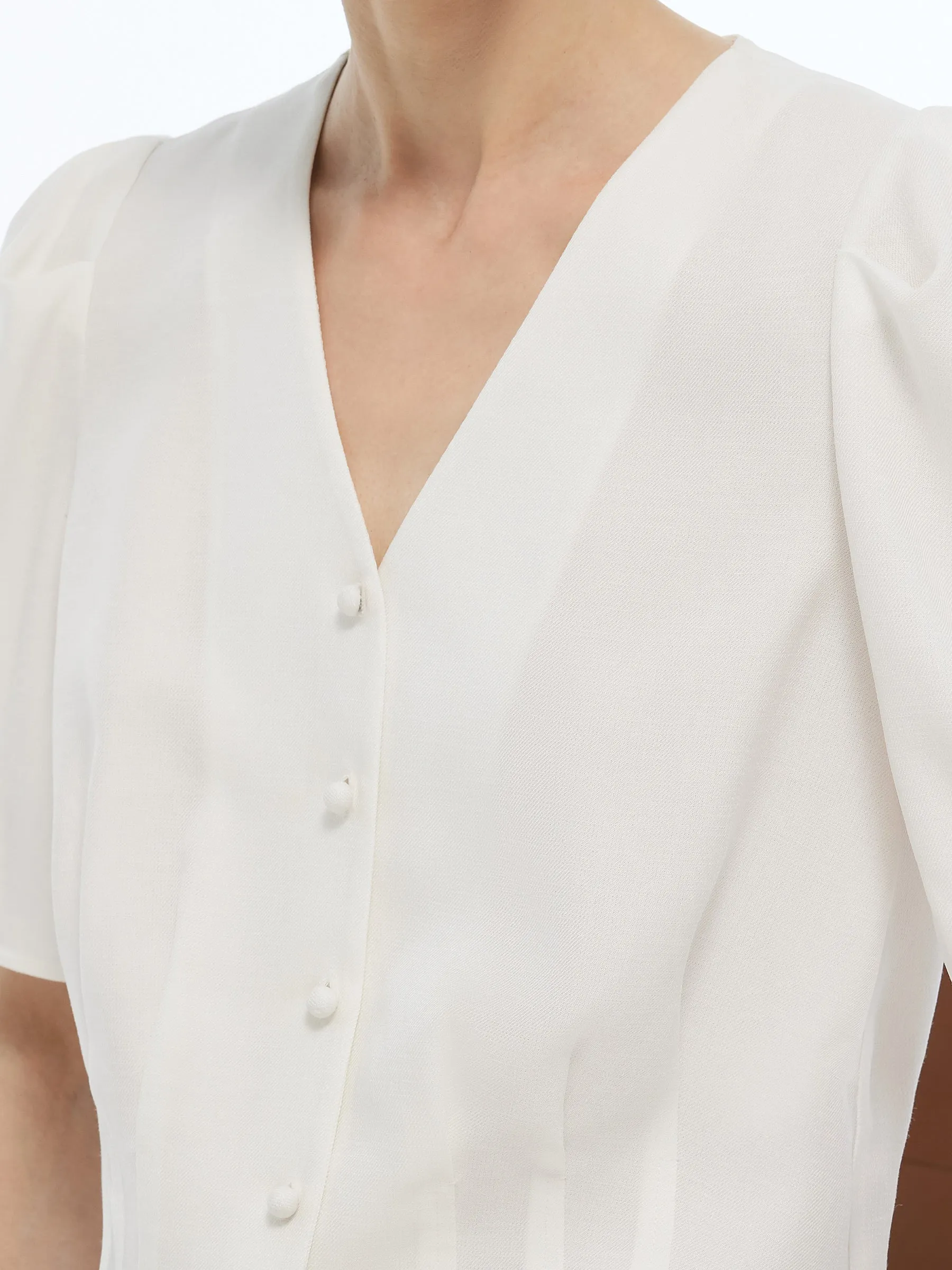 100% Acetate V-Neck Women Shirt sold by Goelia product image thumbnail 5