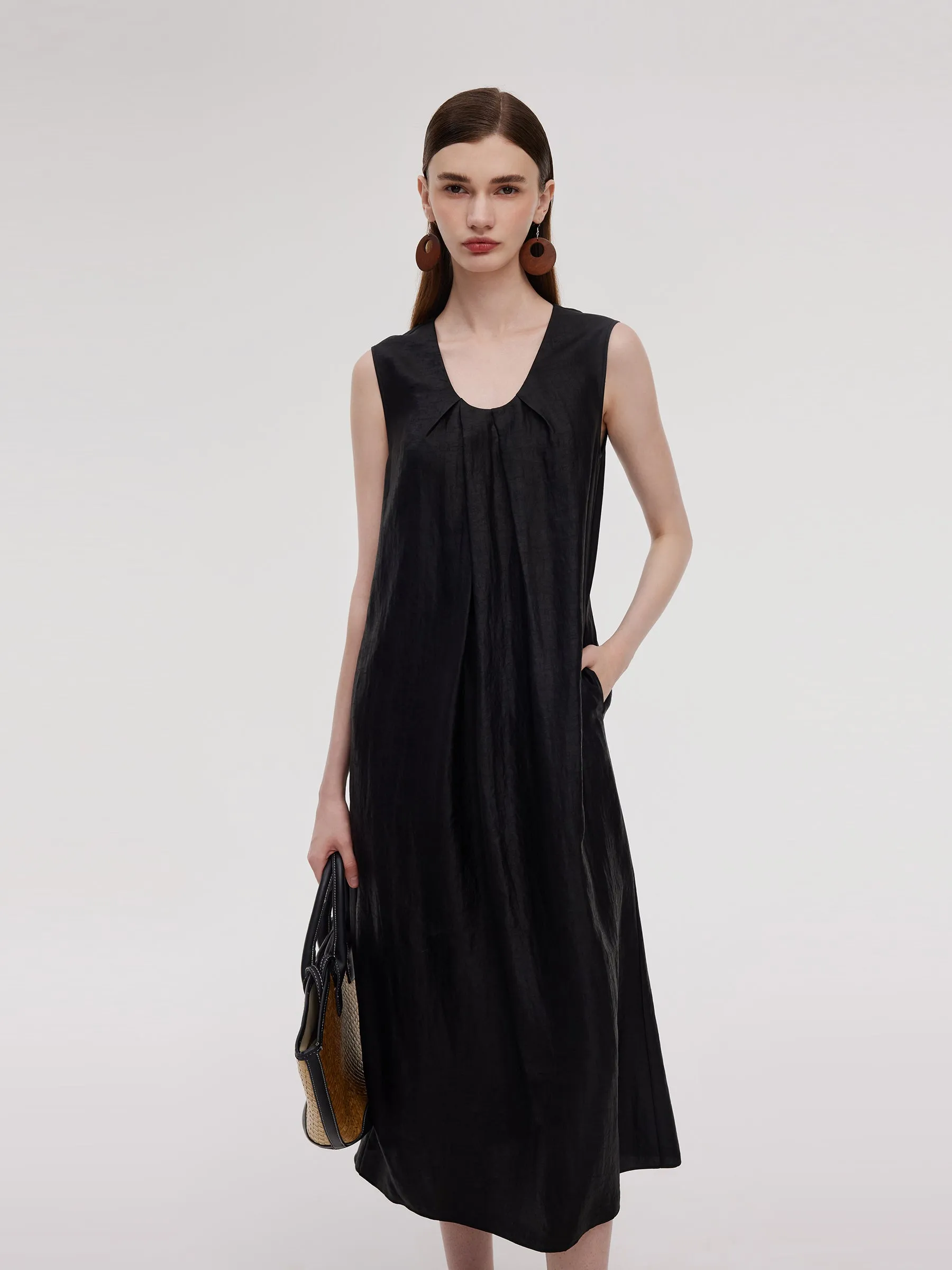 16MM Xiang Yun Silk Women Sleeveless Maxi Dress sold by Goelia