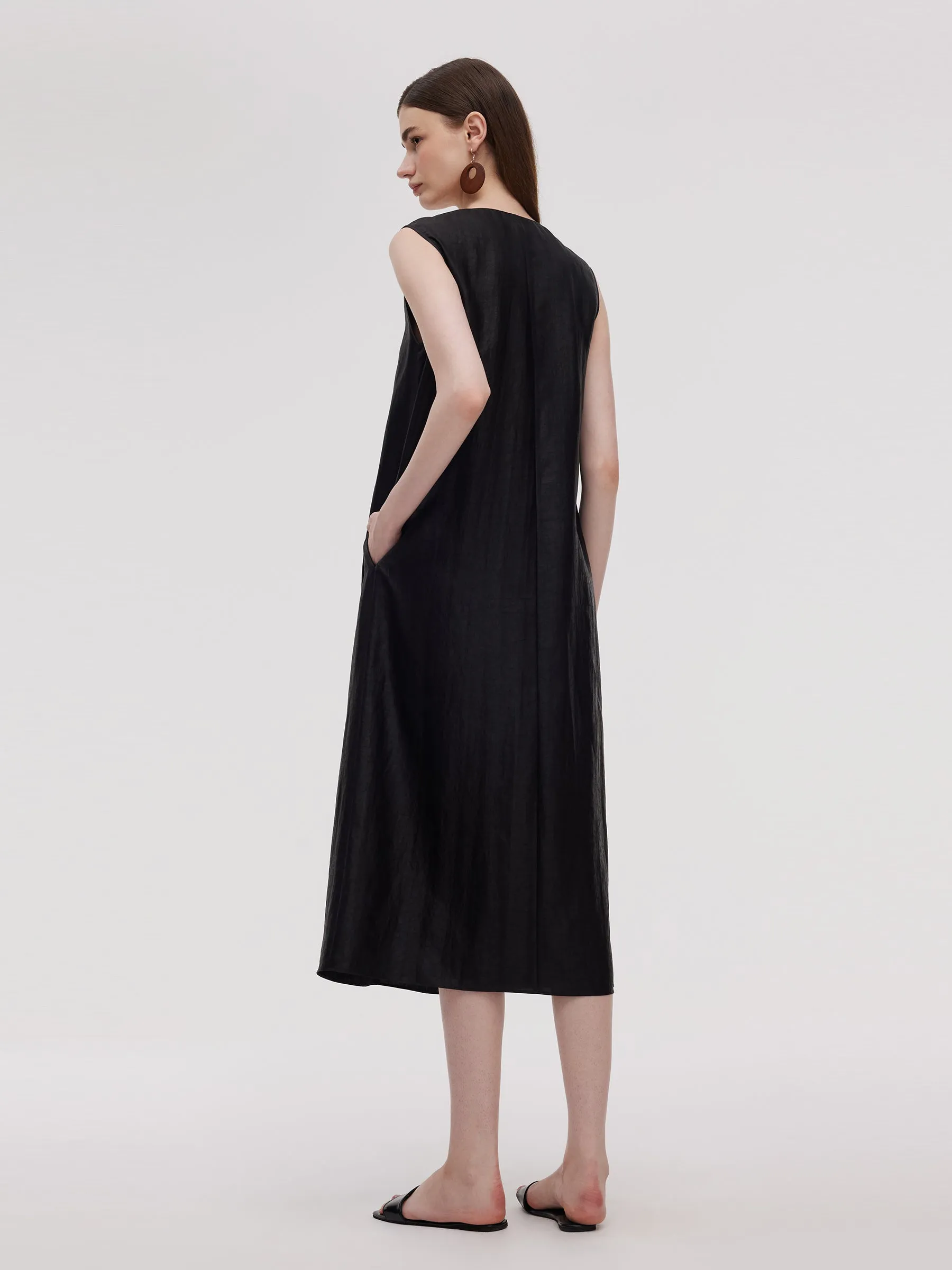 16MM Xiang Yun Silk Women Sleeveless Maxi Dress sold by Goelia product image thumbnail 3