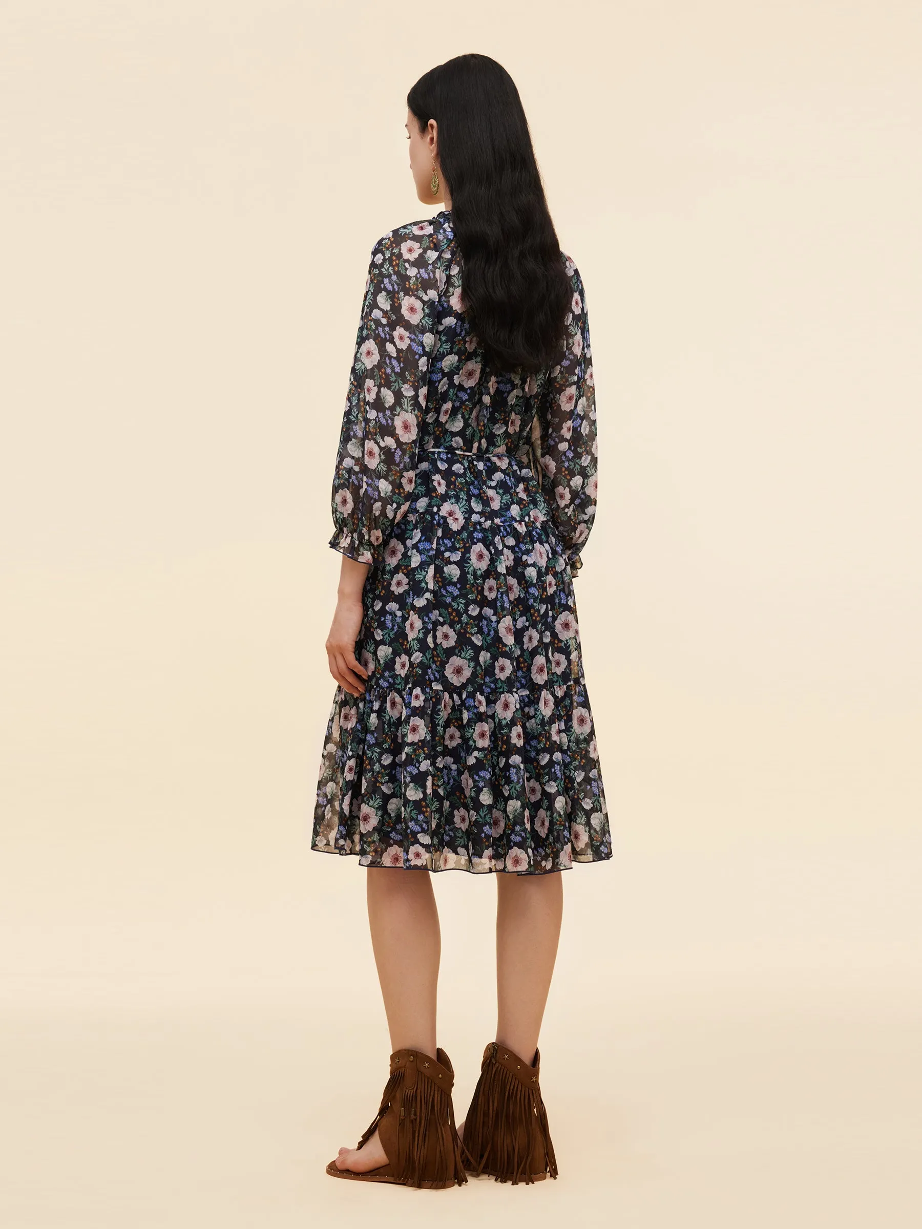 10MM Mulberry Silk Floral Print Women Ruffle Collar Midi Dress sold by Goelia product image thumbnail 3