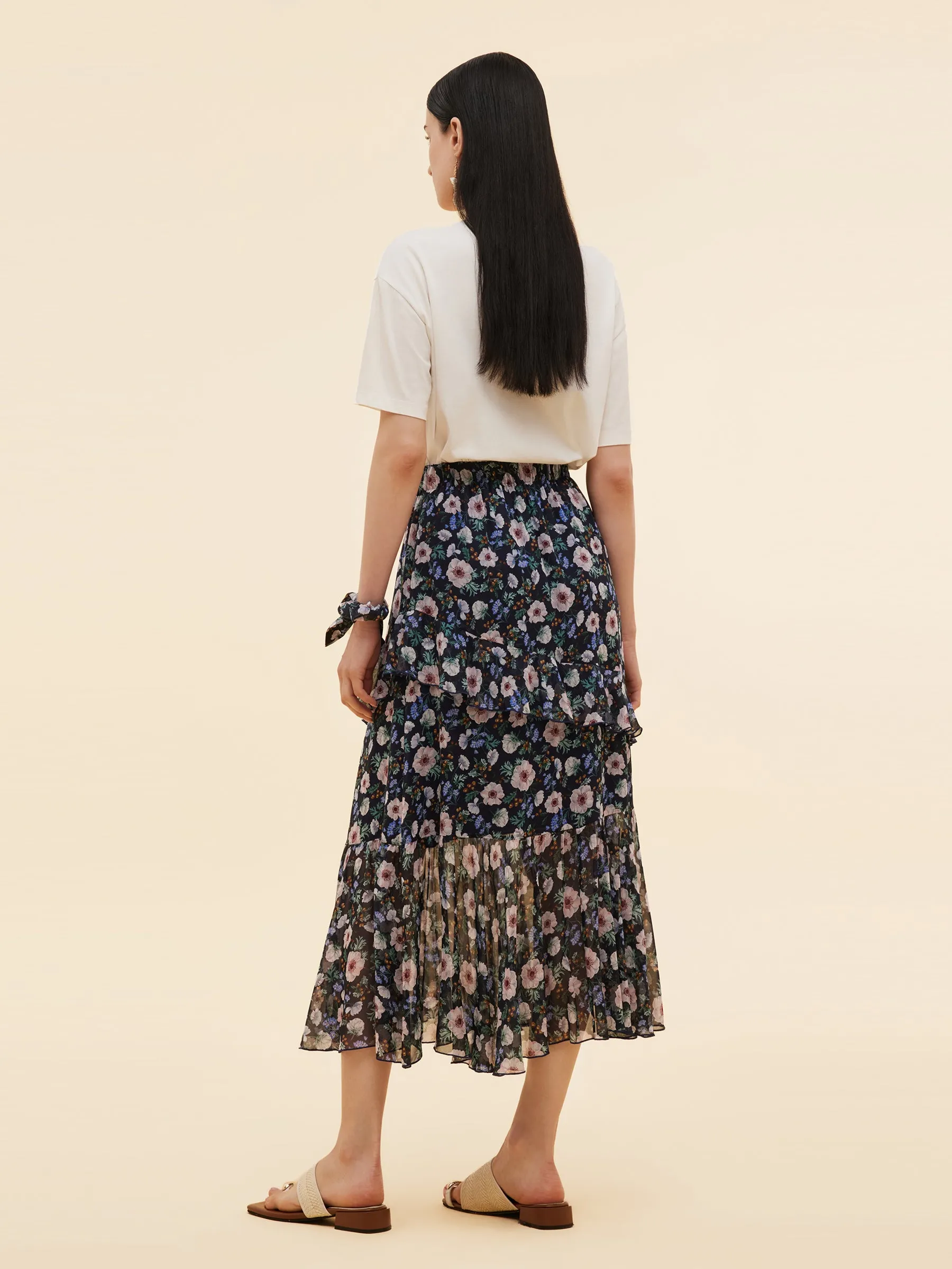 10MM Mulberry Silk Floral Print Women Tiered Skirt sold by Goelia product image thumbnail 3
