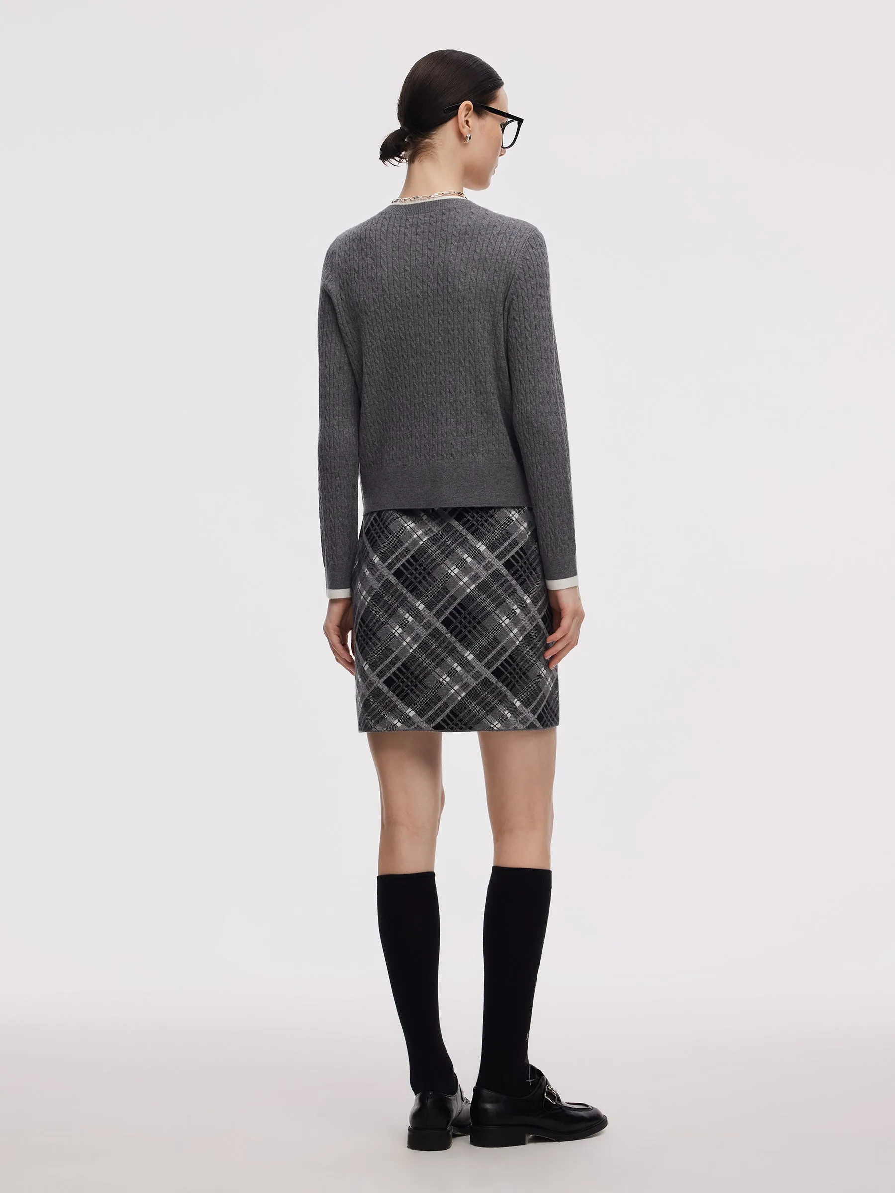 Faux Two-Piece Cardigan And Plaid Skirt Two-Piece Set sold by Goelia product image thumbnail 3