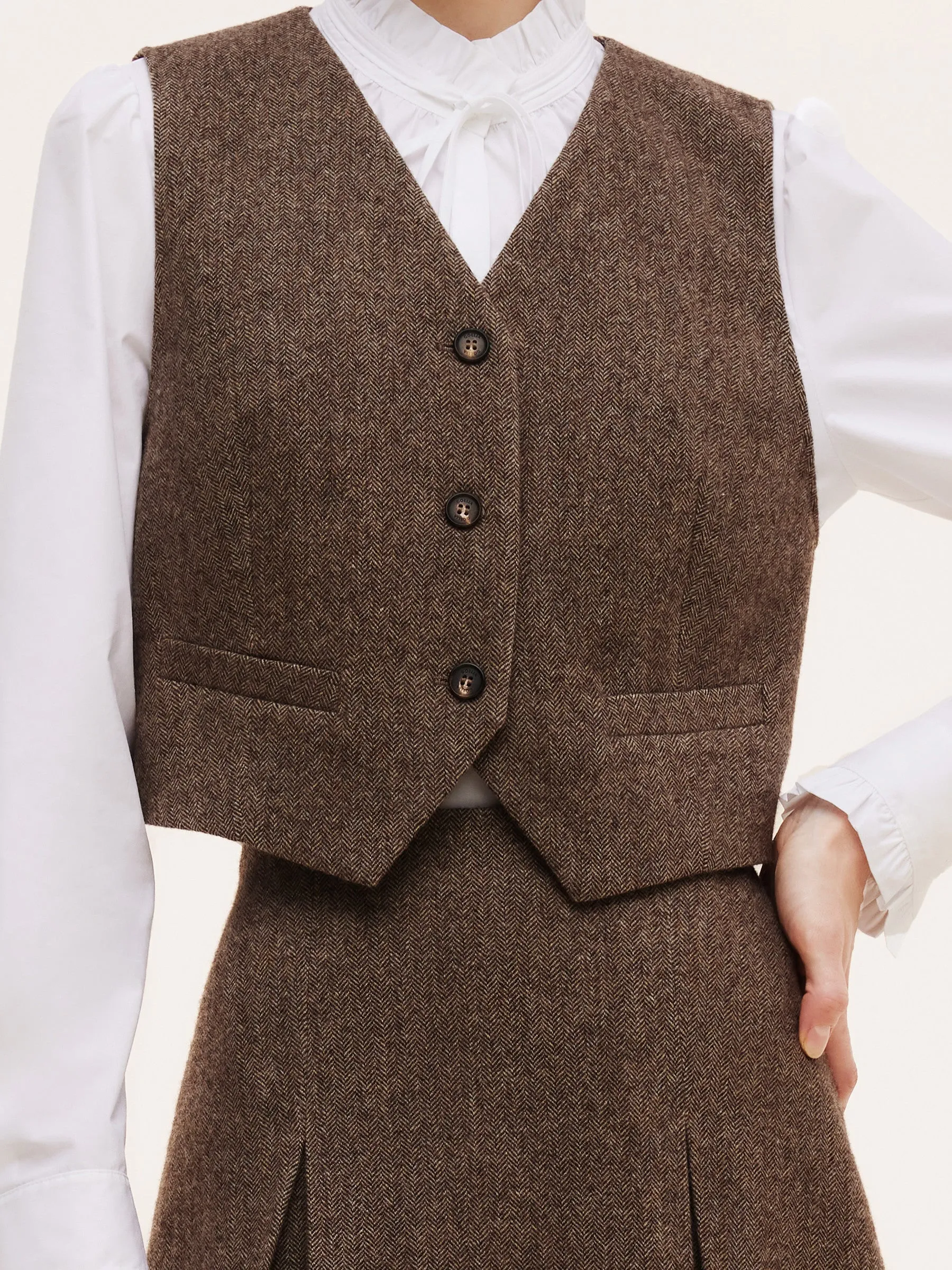 100% Washable Wool V-Neck Women Vest sold by Goelia product image thumbnail 5