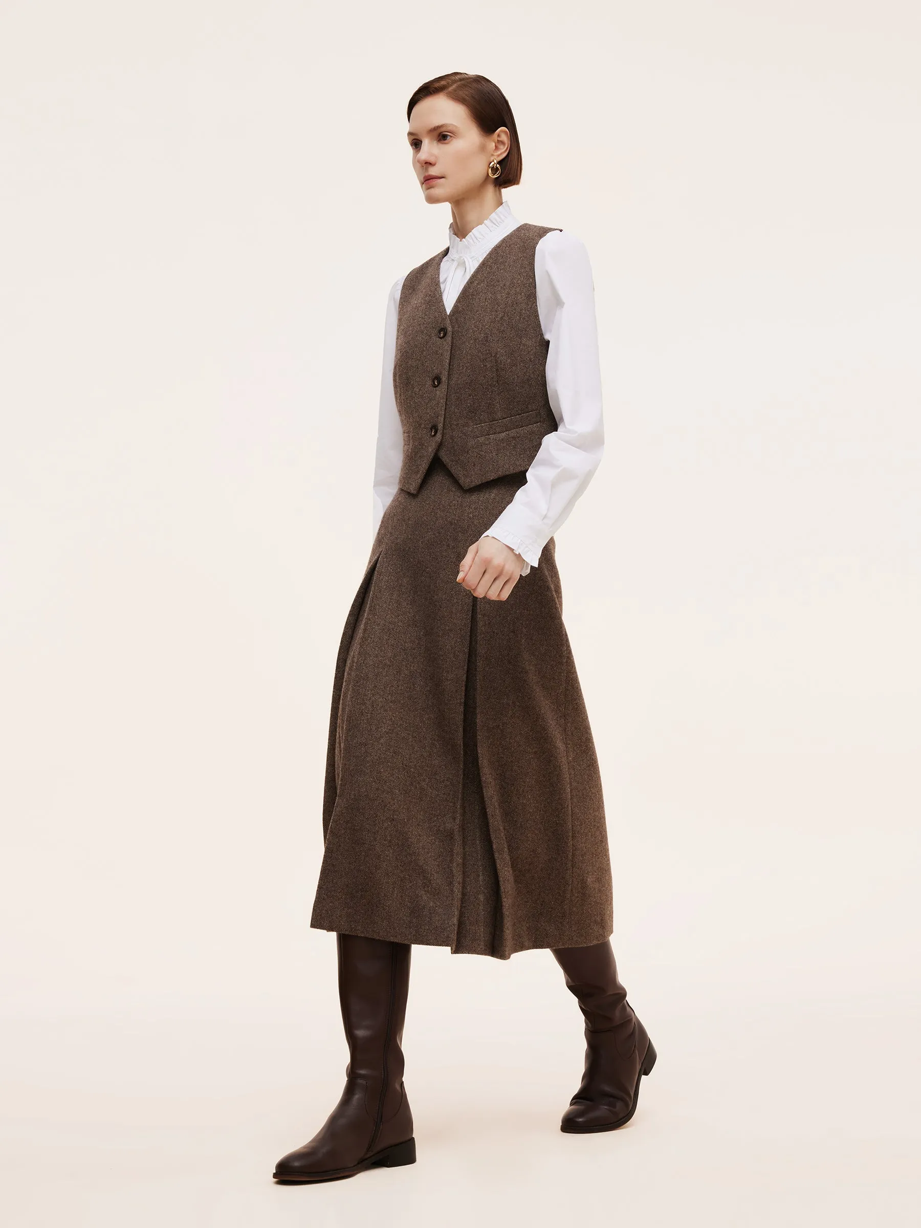 100% Washable Wool V-Neck Women Vest sold by Goelia product image thumbnail 3