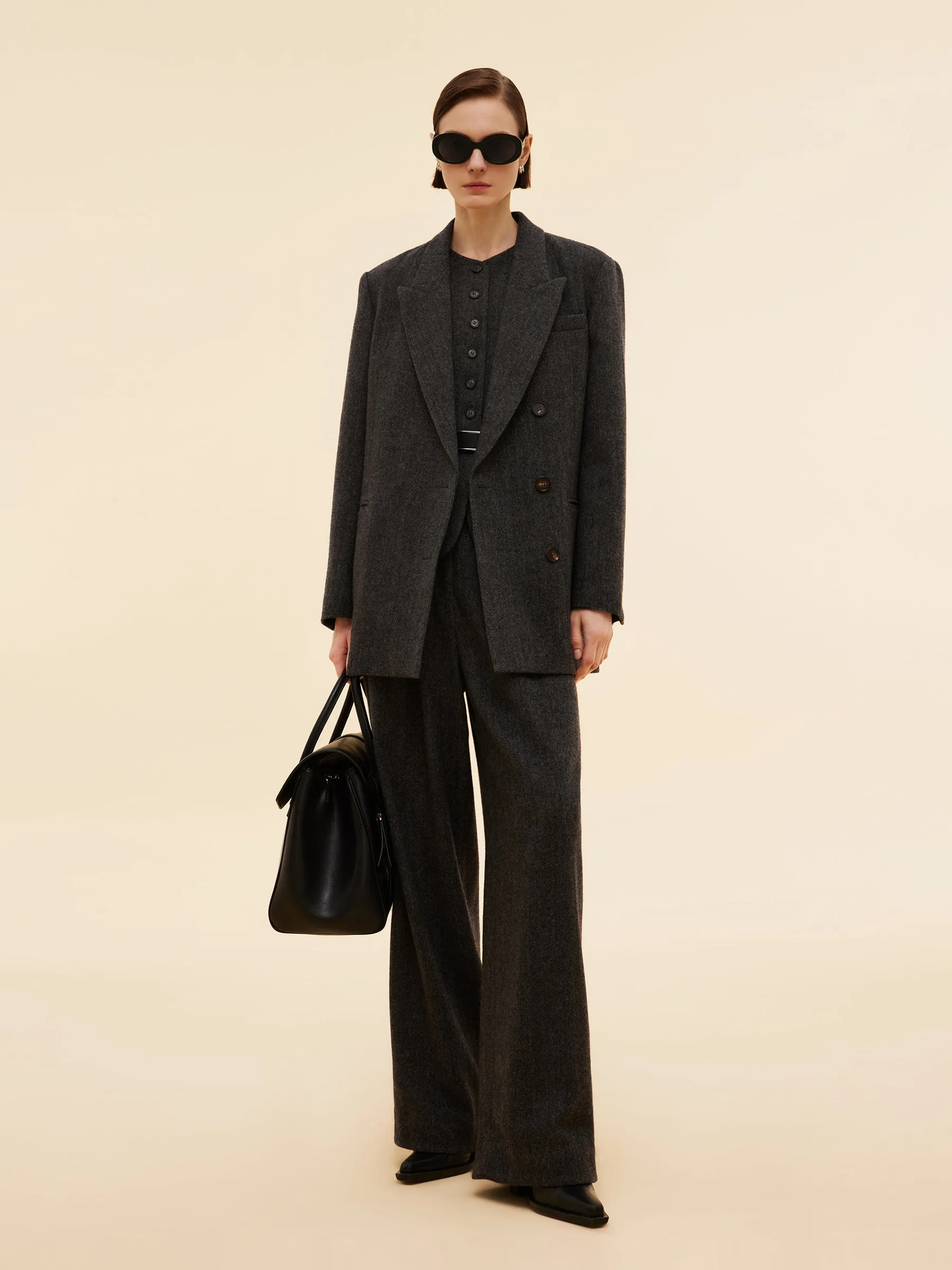 100% Washable Wool Notched Collar Women Blazer sold by Goelia product image thumbnail 2