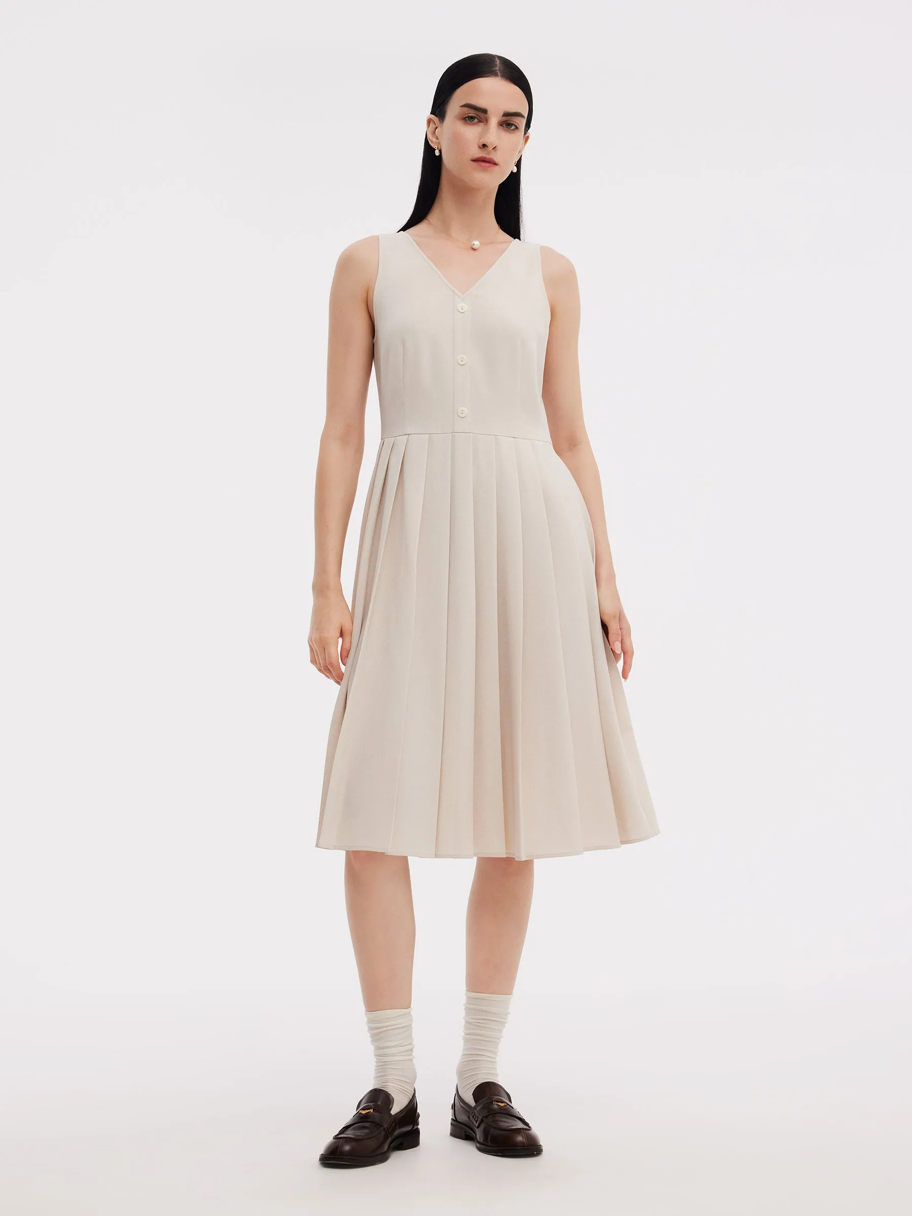 Crop Blazer And Sleeveless Pleated Midi Dress Two-Piece Set sold by Goelia product image thumbnail 4