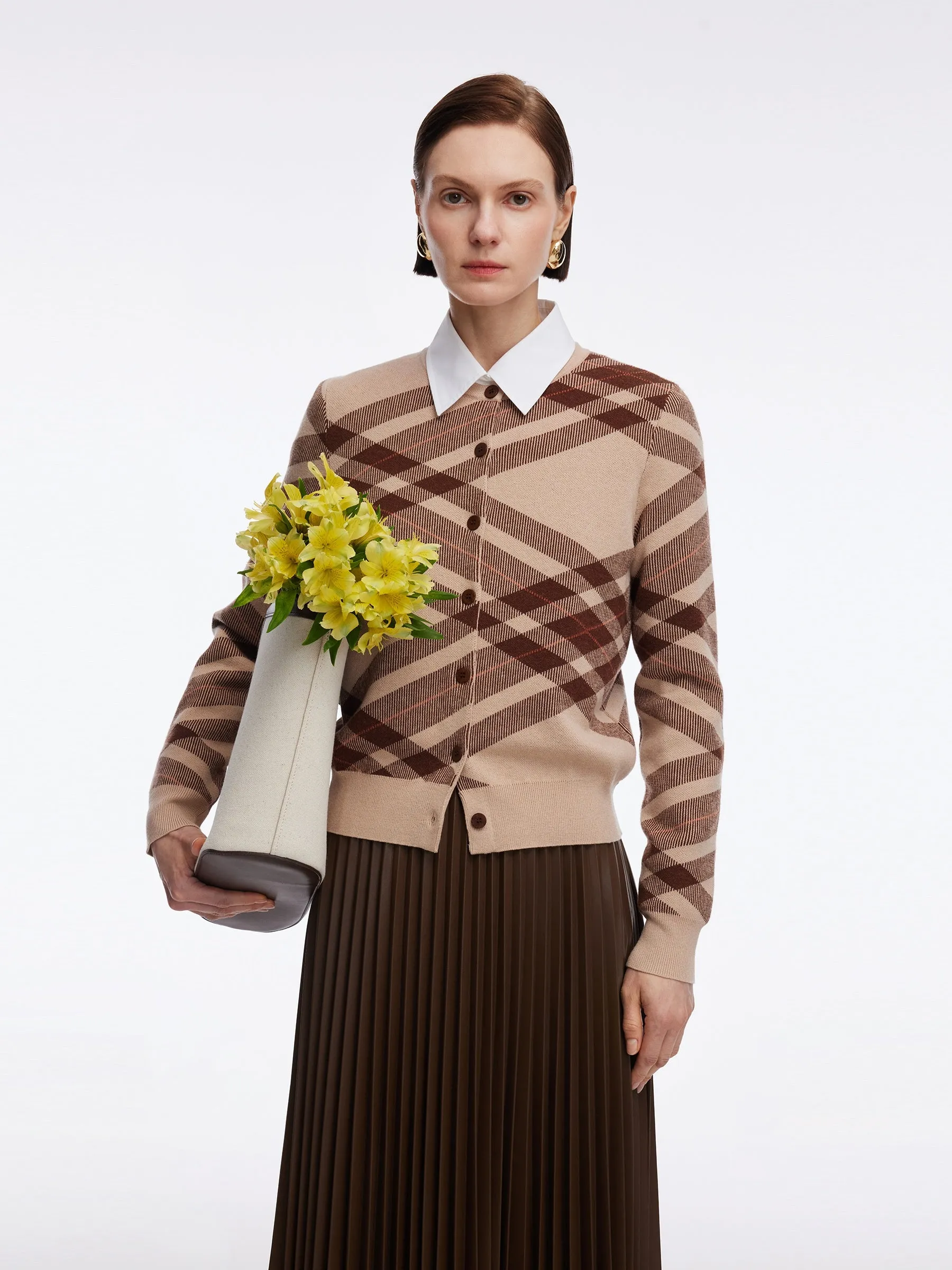 Tencel Wool Blend Plaid Women Cardigan sold by Goelia product image thumbnail 2