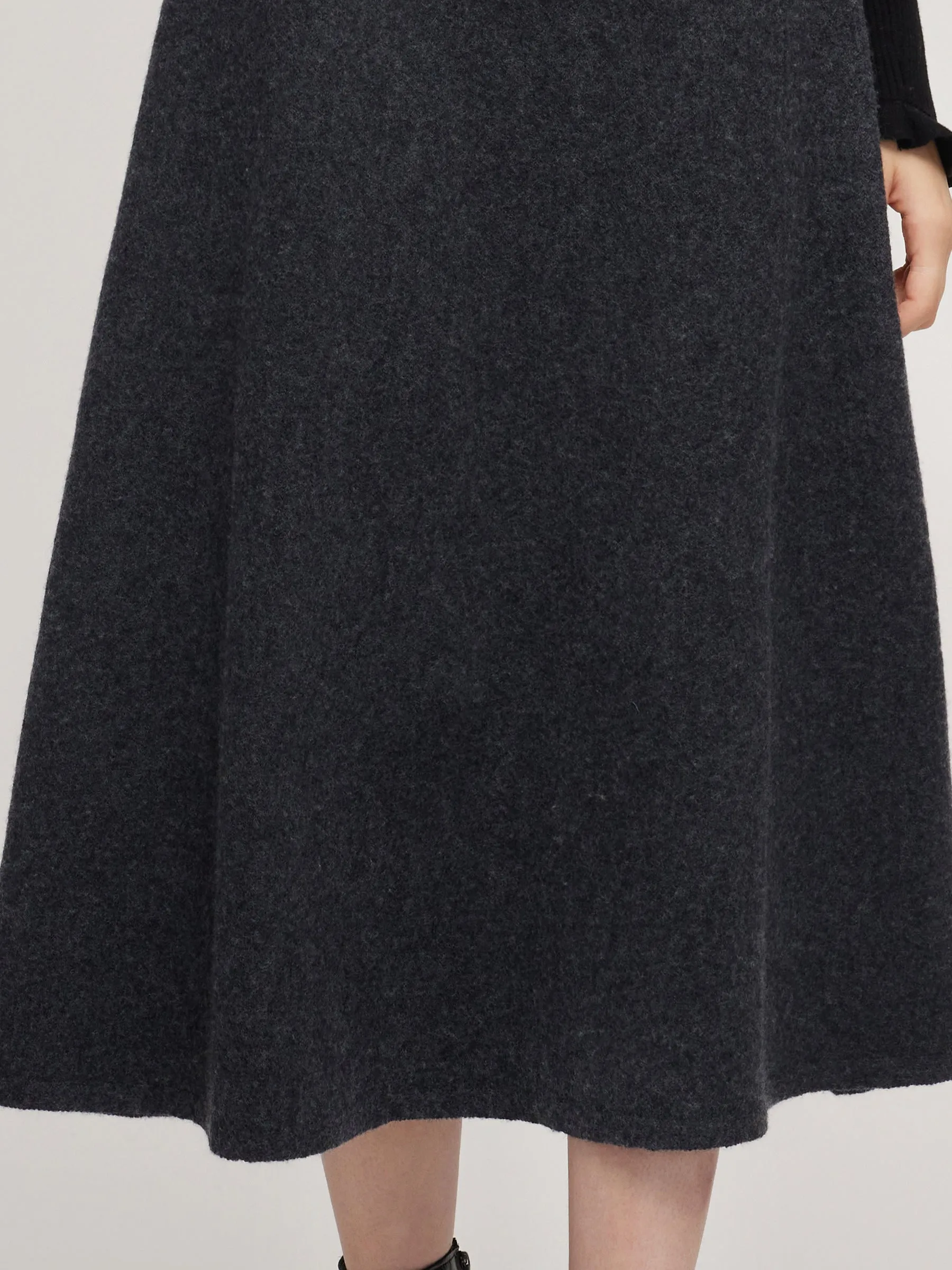 100% Wool A-Line Women Flared Skirt sold by Goelia product image thumbnail 5