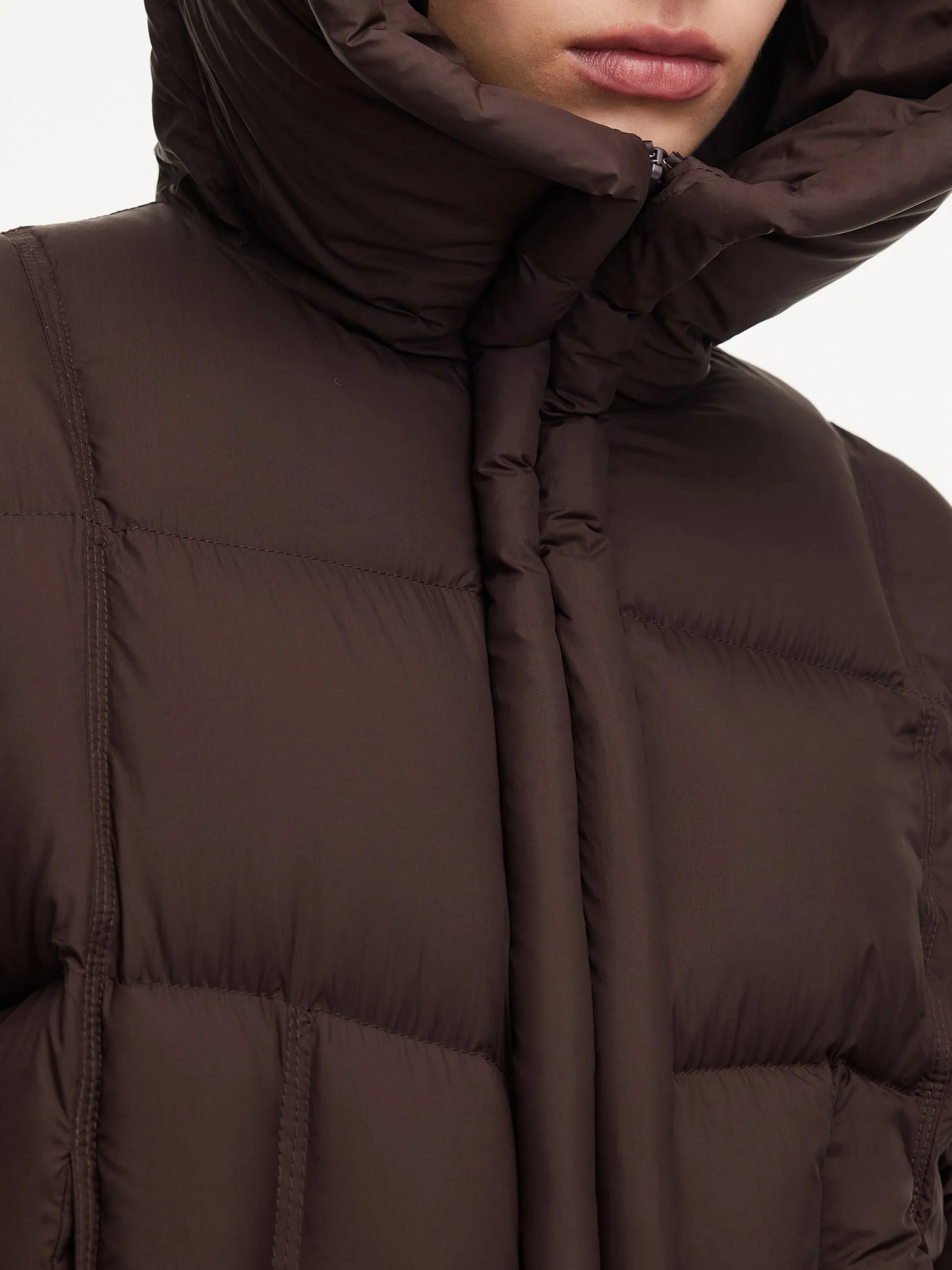 Lightweight Waterproof Hooded Goose Down Jacket sold by Goelia product image thumbnail 5