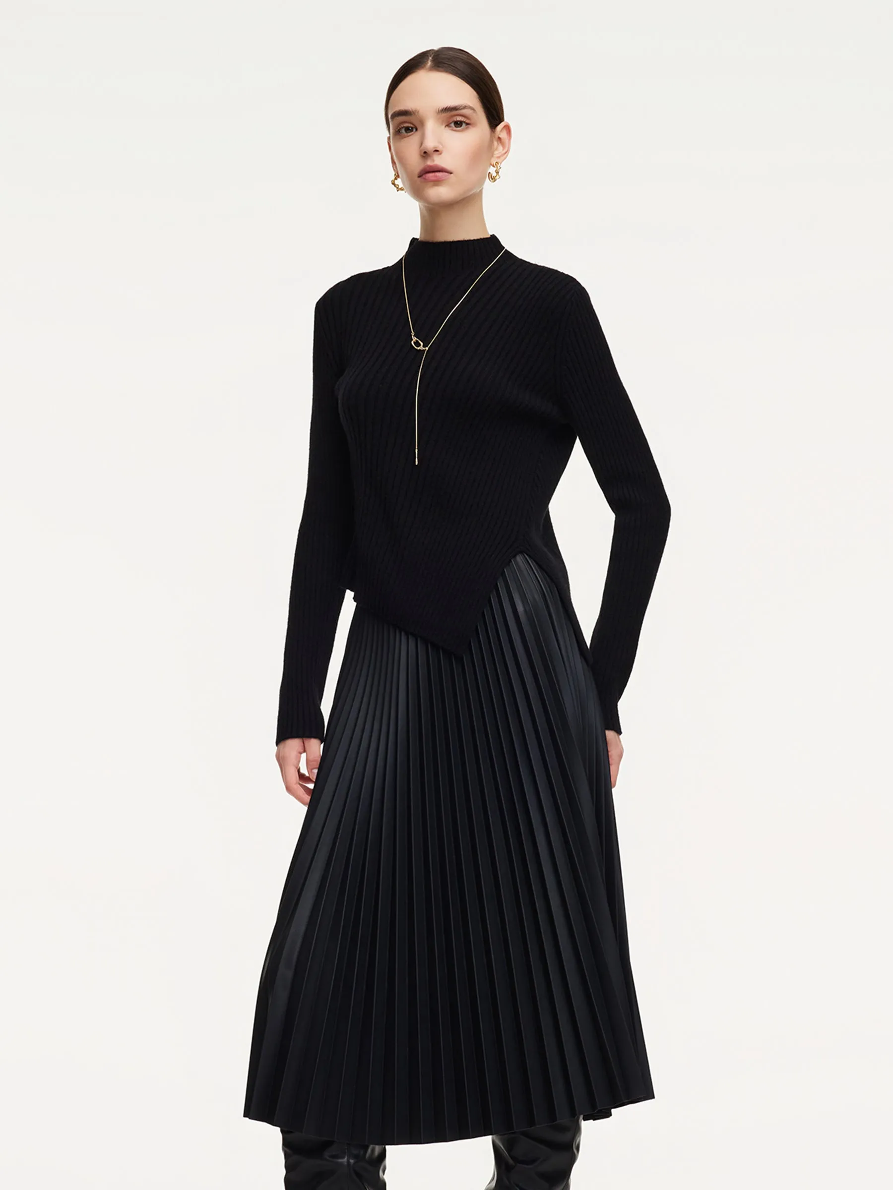 100% Wool Knit Top And PU Leather Skirt Two-Piece Set With Belt sold by Goelia product image thumbnail 5