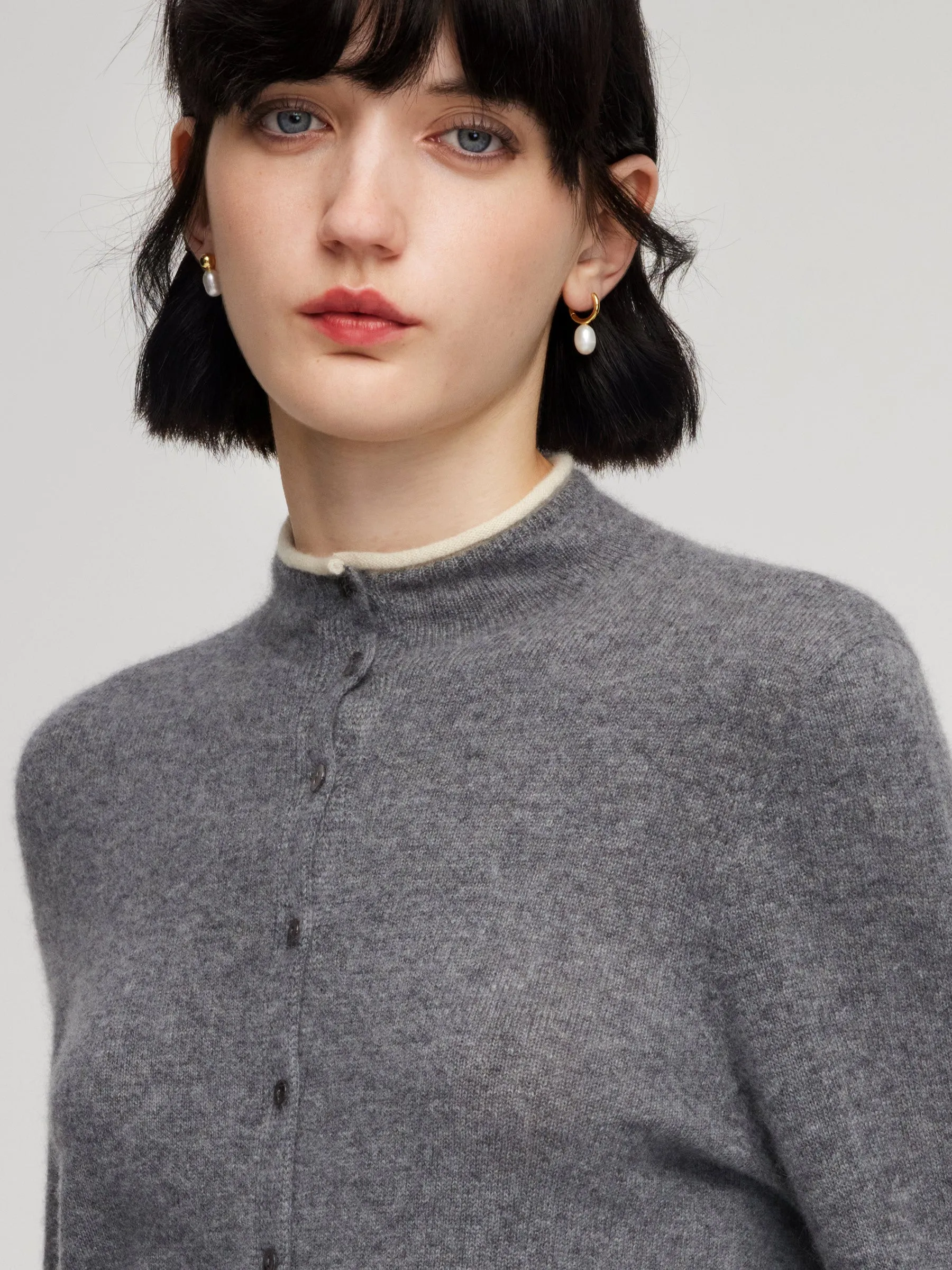 100% Cashmere Seamless Contrast Trim Women Cardigan sold by Goelia product image thumbnail 5