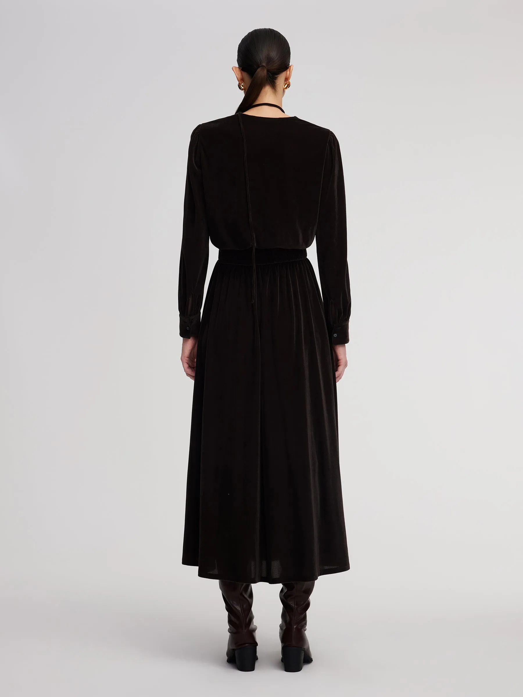 Velvet Twist Front Knit Top And Skirt Two-Piece Set With Floral Ribbon sold by Goelia product image thumbnail 4