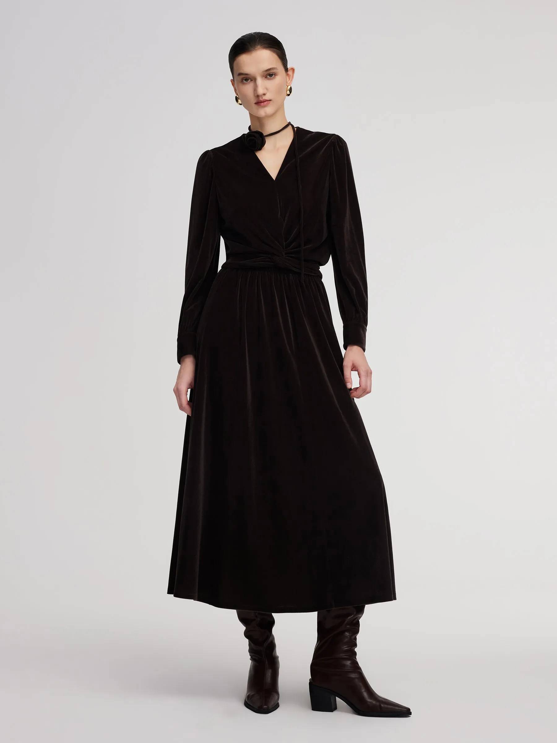 Velvet Twist Front Knit Top And Skirt Two-Piece Set With Floral Ribbon sold by Goelia product image thumbnail 3